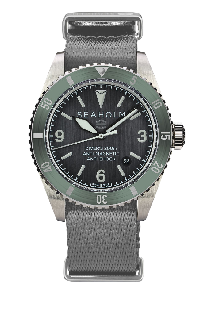 offshore dive watch seafoam green bracelet